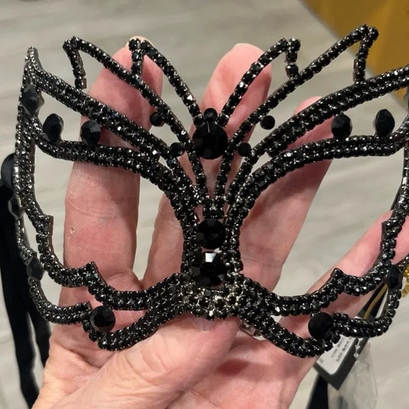 Bebe Masquerade Black Rhinestones Is Mask, Mardi Gras Mask, Metal - Picture 1 of 7